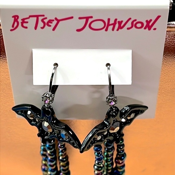 Brand New Betsey Johnson Halloween Bats Rainbow Oil Slick Beads Drop Earrings - Picture 8 of 16